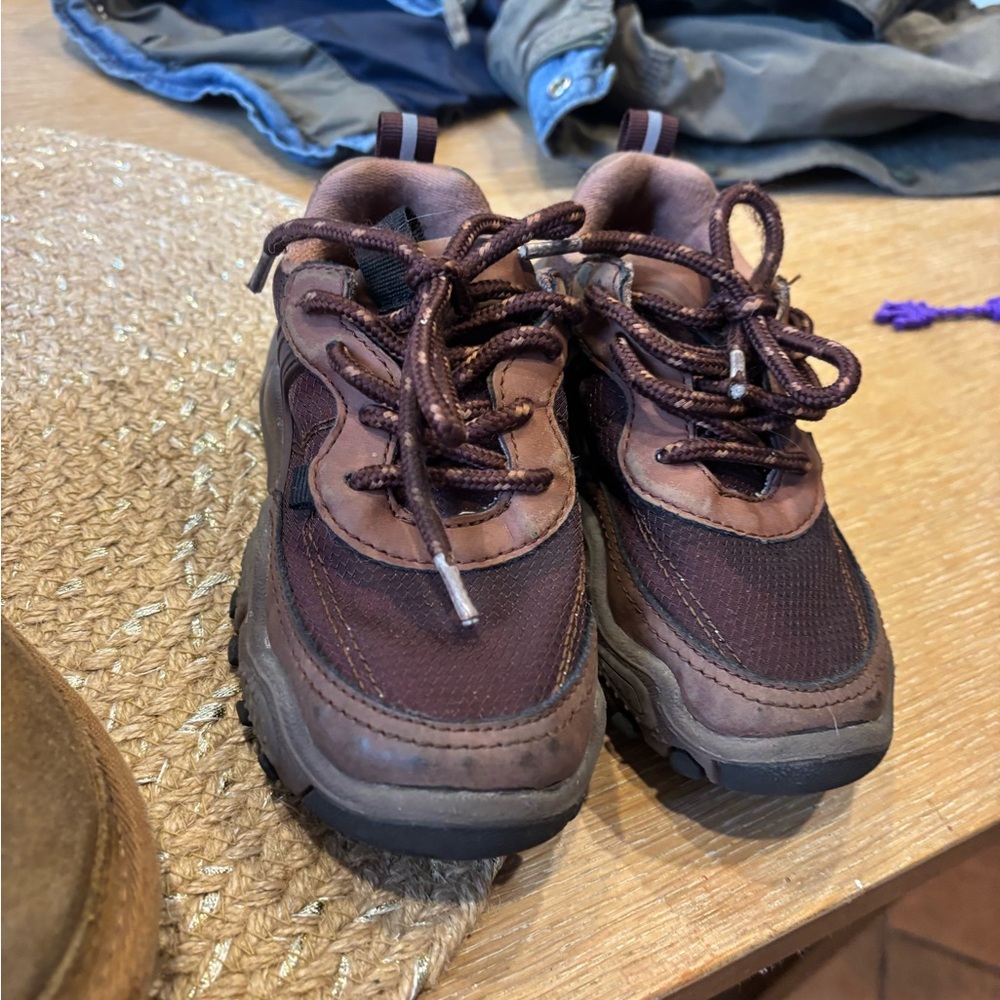Zara Brown Sneakers Comfortable Leather Design
